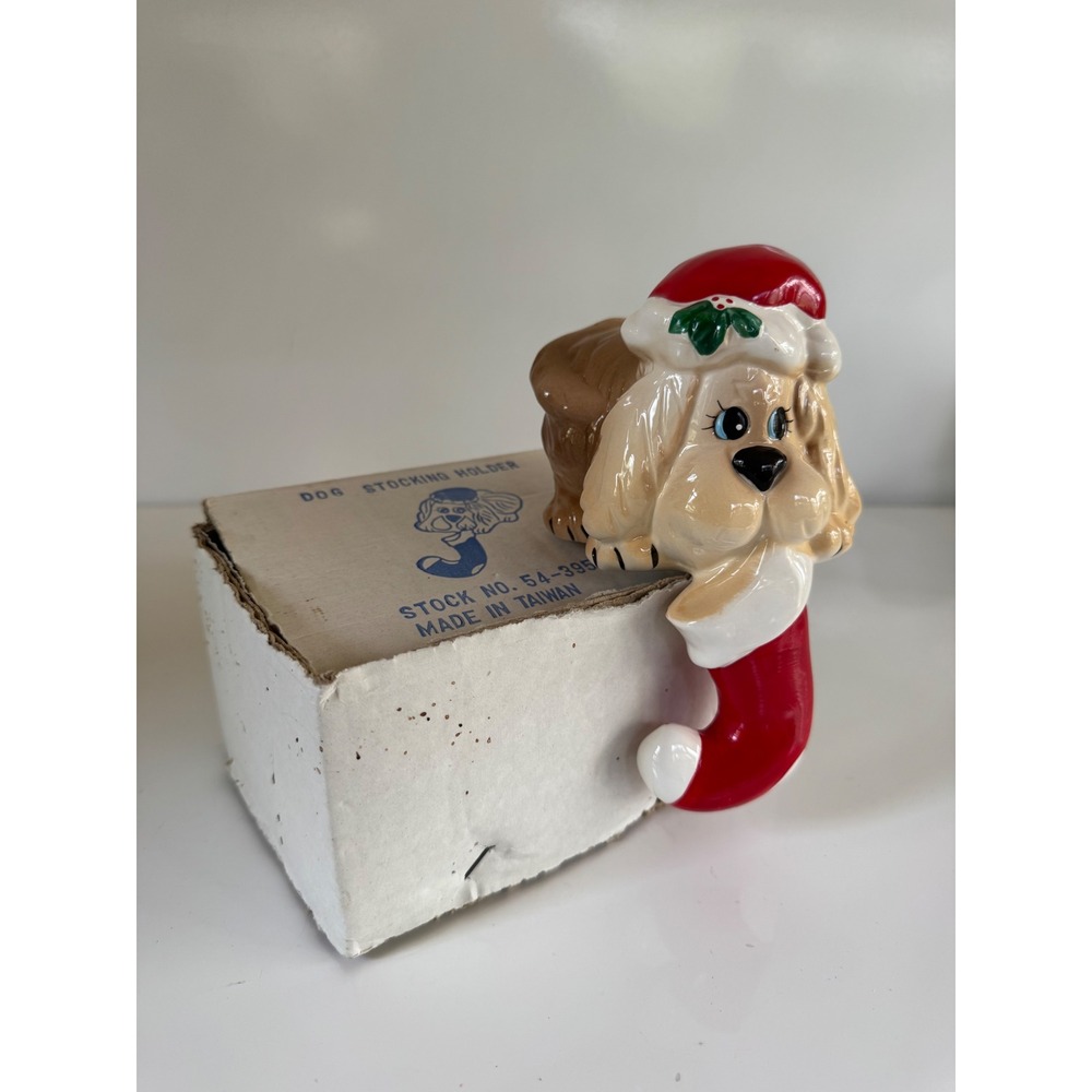 Vintage 1985 Dog Stocking Holder Ceramic Puppy Santa Hat Christmas Decor 54-395